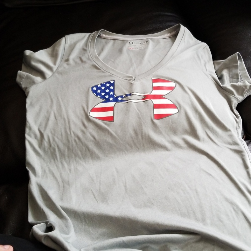 Womens under armour tshirt